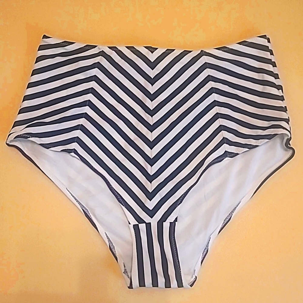 H&M Swimwear Briefs High Waist